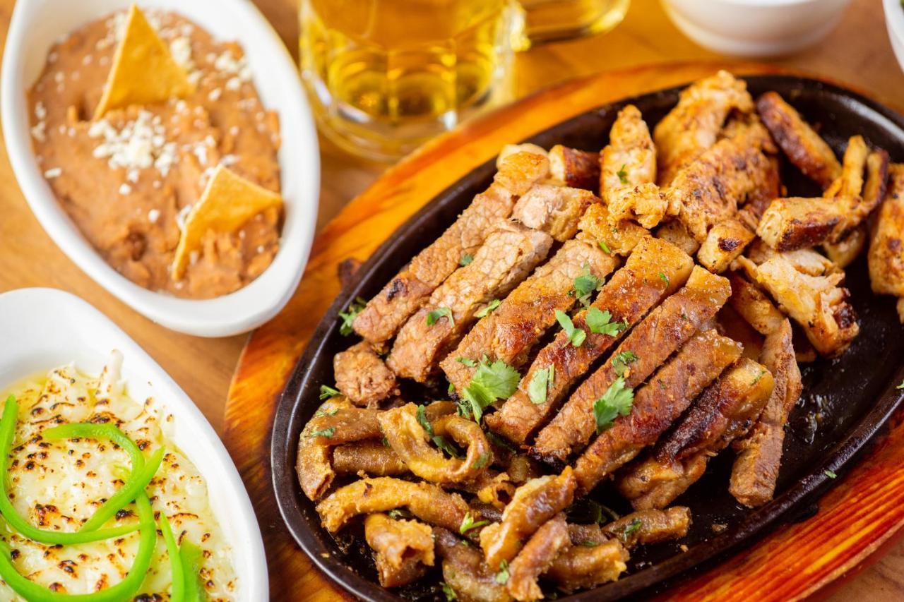 Hotel Siesta Real Mexicali Ngoại thất bức ảnh