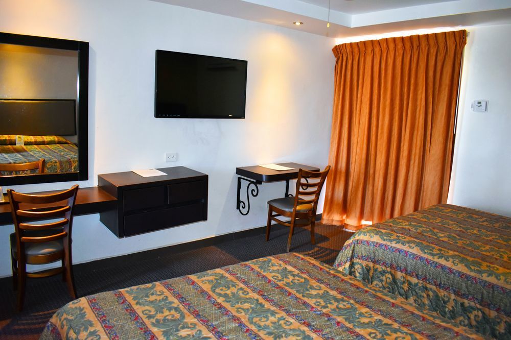 Hotel Siesta Real Mexicali Ngoại thất bức ảnh