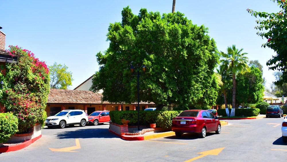 Hotel Siesta Real Mexicali Ngoại thất bức ảnh